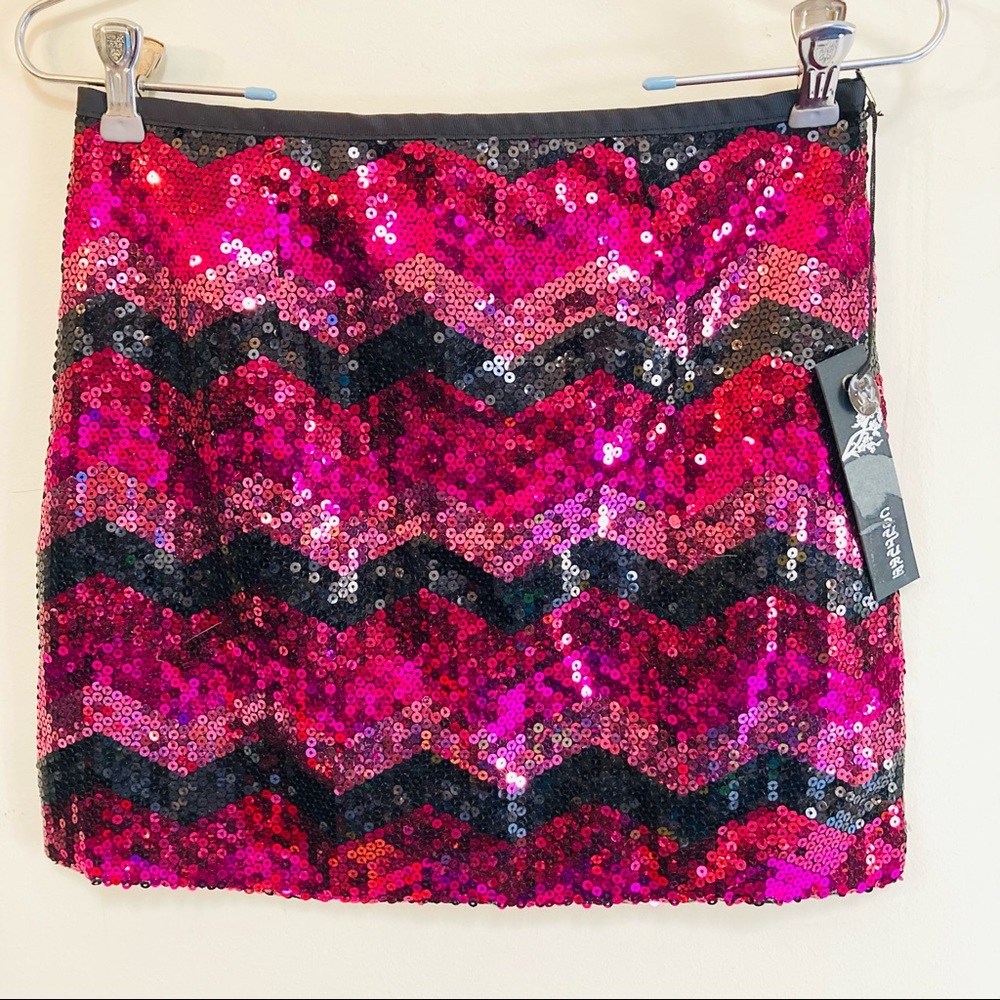 NWT Poof Couture Pink & Black Zig Zag Mini Hot Skirt Sz S